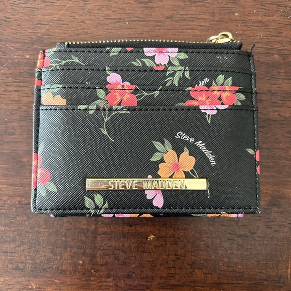 Steve Madden Wristlet and Card Holder - Picture 2 of 12